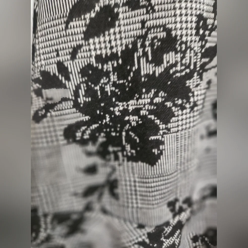 Girls Size 7 8 CHILDRENS PLACE Dress Long Sleeve Black Floral Plaid CASUAL New